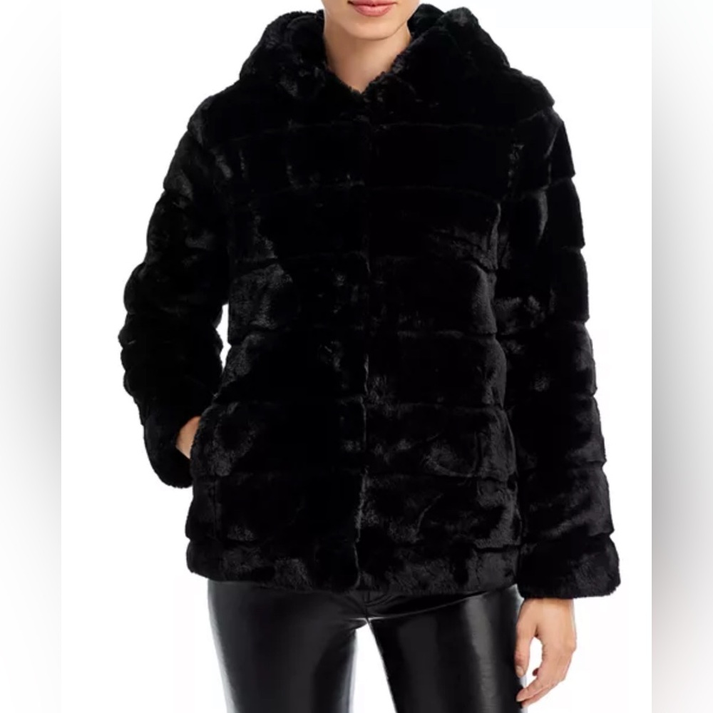 Women’s APPARIS Goldie Black Faux Fur Hooded Short Coat XS Chic Grunge Cozy - Picture 5 of 16